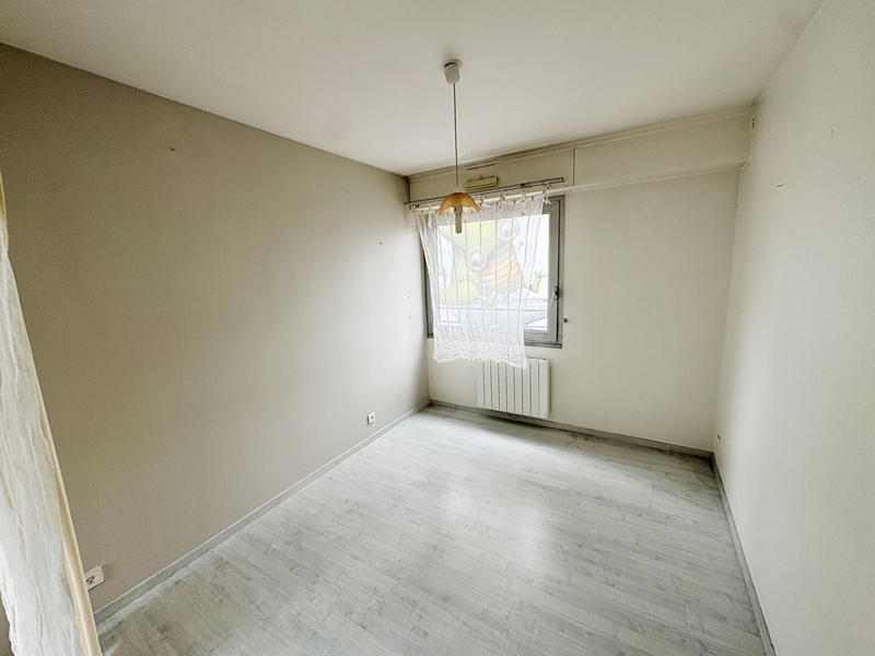 Appartement - 98 m² - 5 pièces