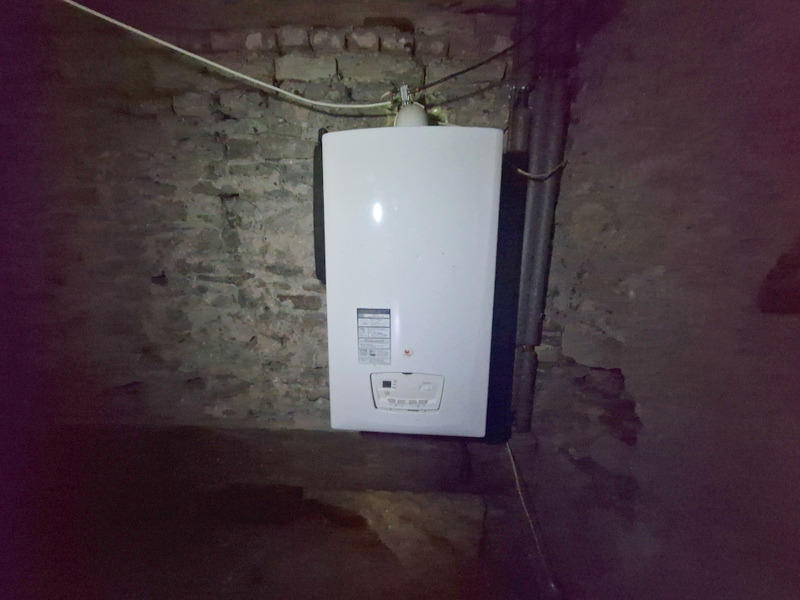 Maison de village - 310 m² - 9 pièces