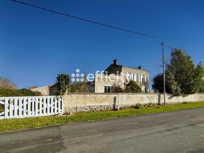 Maison - 201 m² - 7 pièces