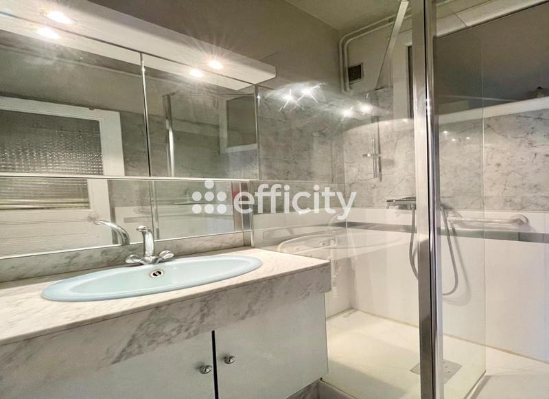 Appartement - 72 m² - 4 pièces