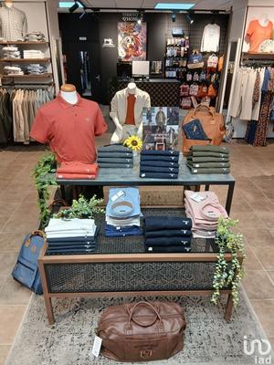 Local commercial - 180 m²