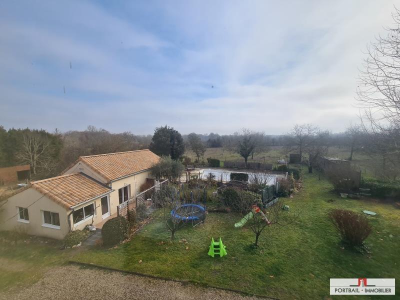 Propriété - 345 m² - 8 pièces