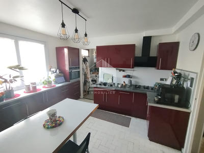 Maison - 148 m² - 5 pièces