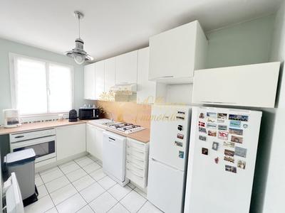 Pavillon - 101 m² - 5 pièces