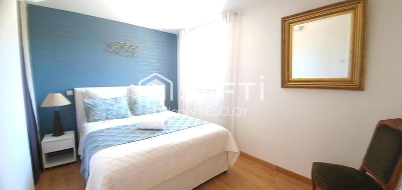 Maison - 202 m² - 7 pièces