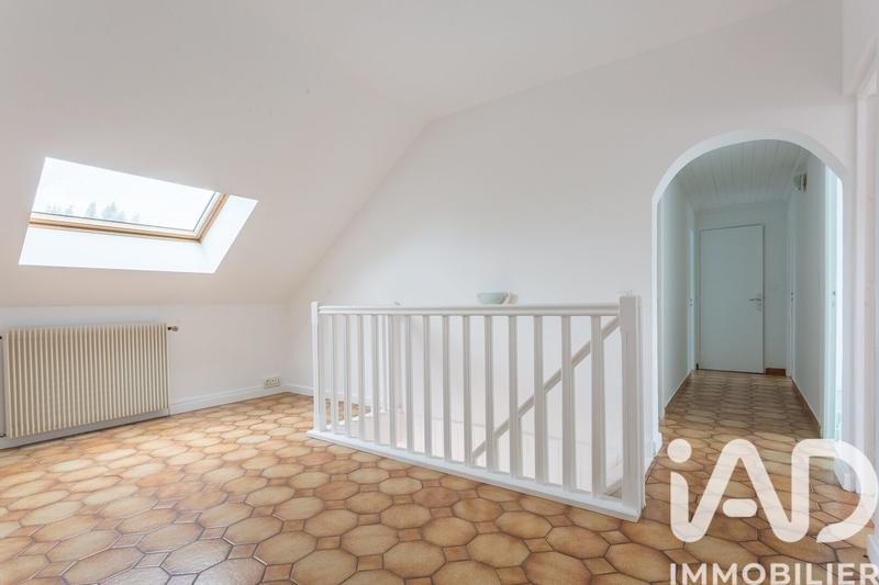 Maison - 123 m² - 8 pièces