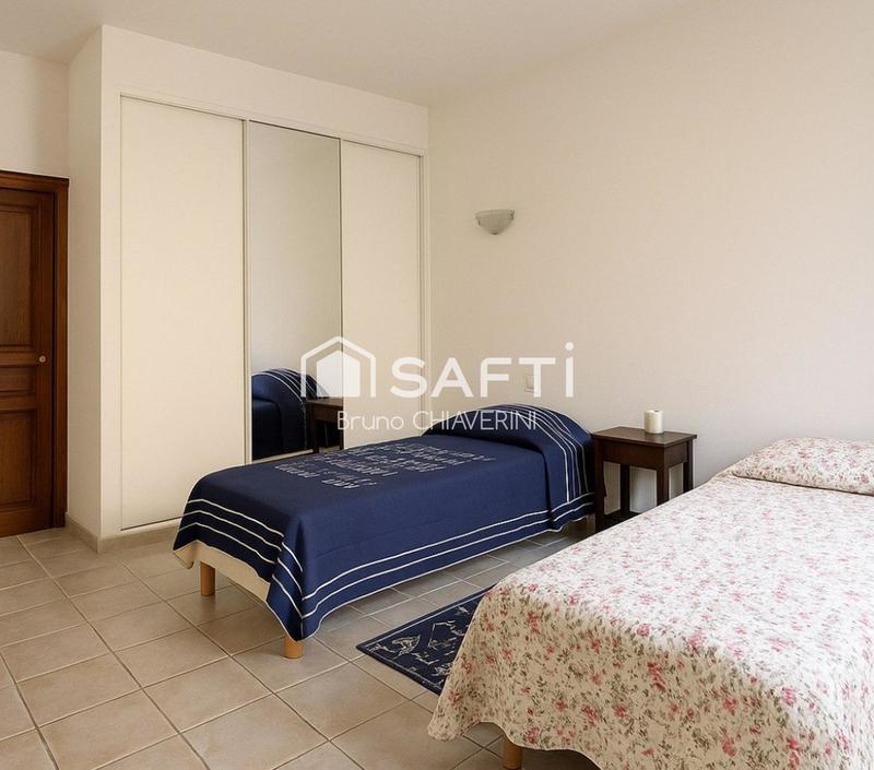 Appartement - 110 m² - 4 pièces