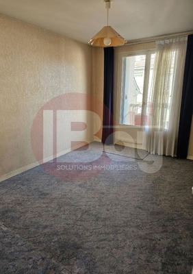 Appartement - 84 m² - 4 pièces