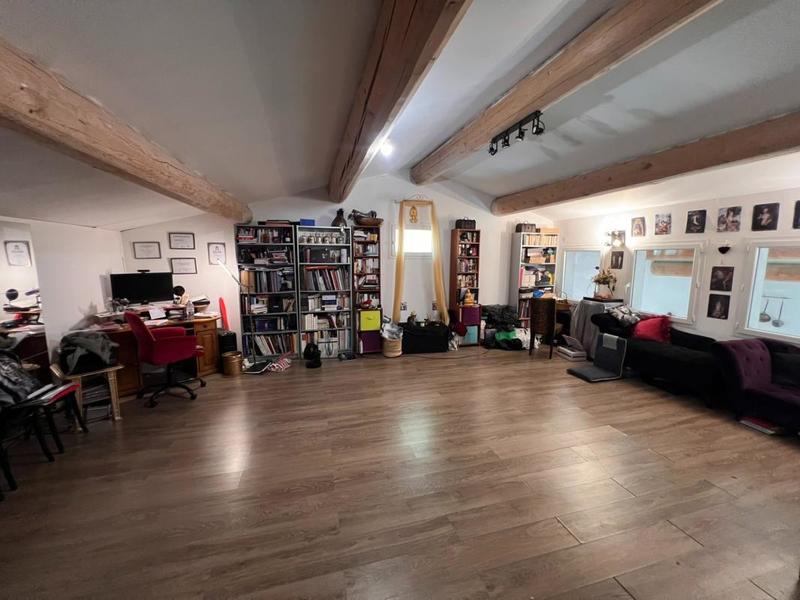 Villa - 269 m² - 8 pièces