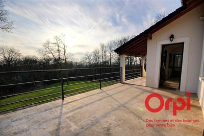 Maison - 90 m² - 3 pièces