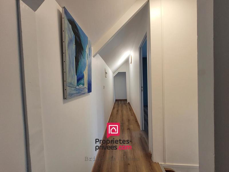 Maison - 96 m² - 5 pièces