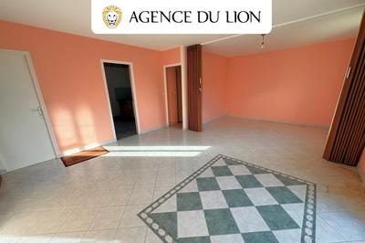 Maison - 74 m² - 4 pièces