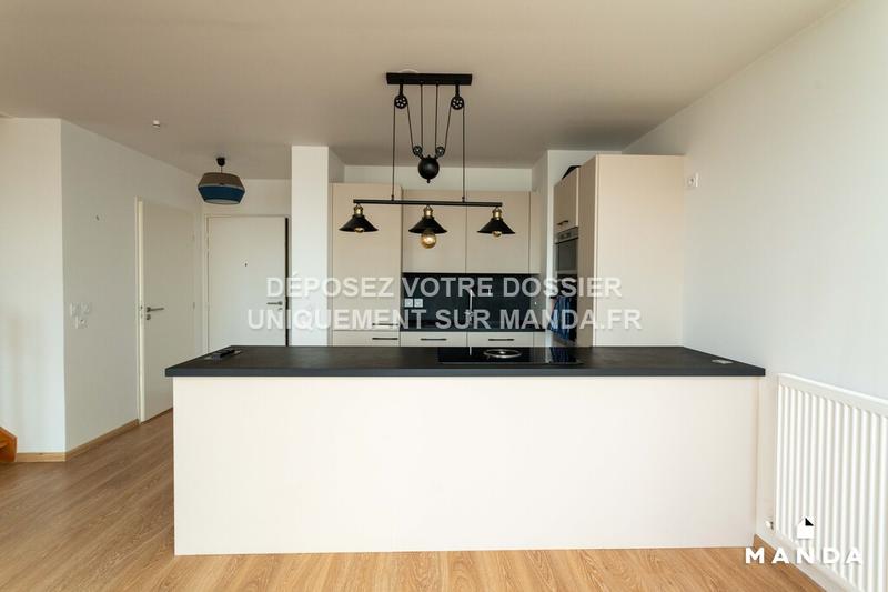 Appartement - 90 m² - 4 pièces