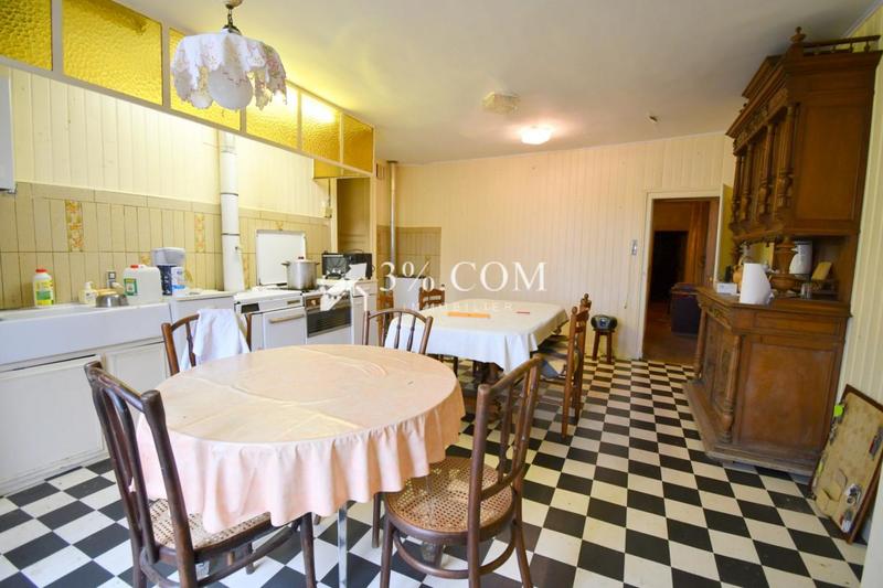 Propriété - 264 m² - 11 pièces