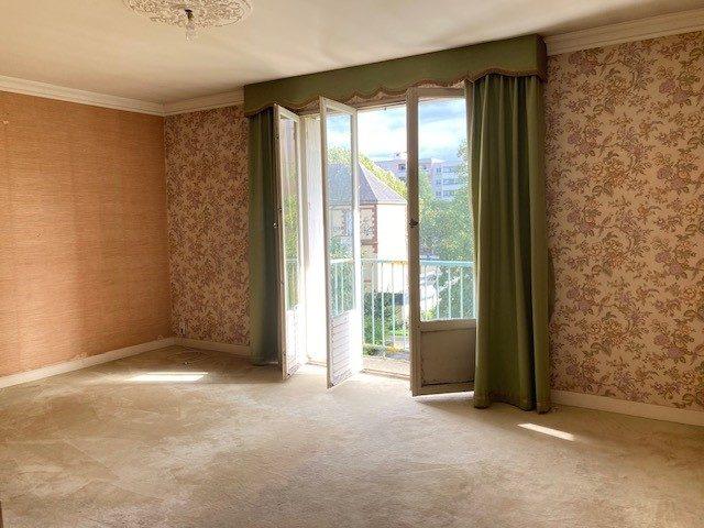 Appartement - 95 m² - 5 pièces