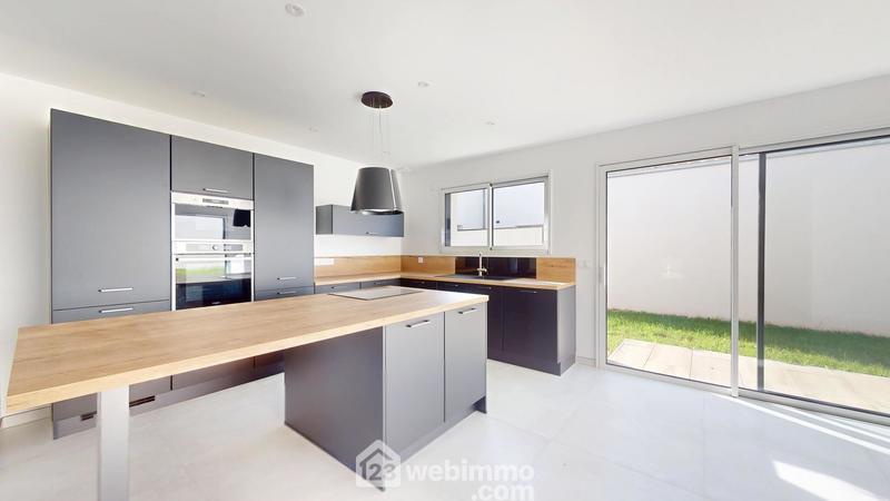 Maison - 120 m² - 6 pièces