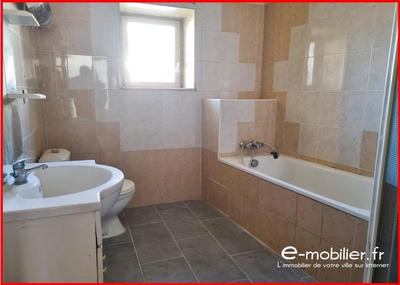 Maison - 170 m² - 5 pièces