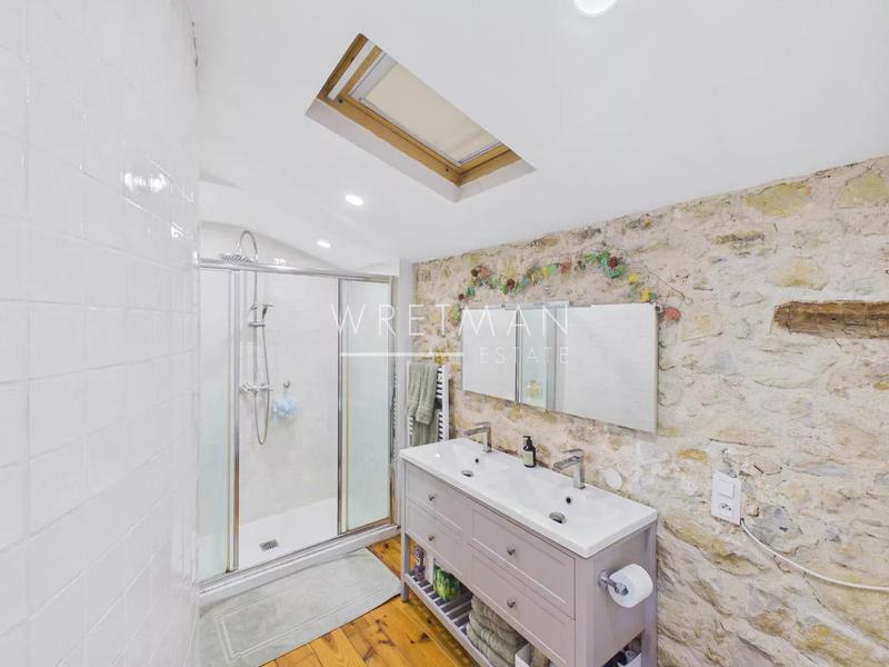 Maison de village - 230 m² - 7 pièces