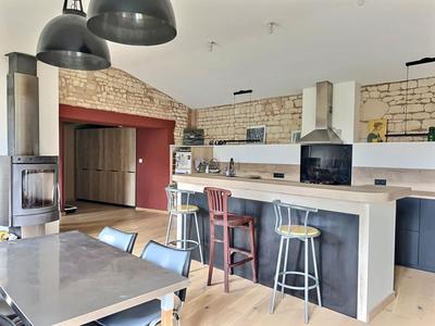 Maison - 150 m² - 6 pièces