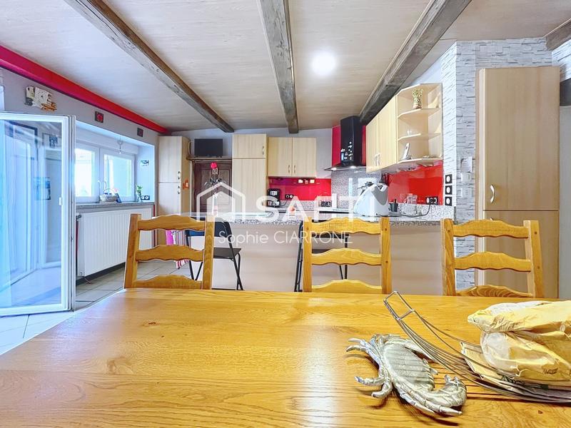 Maison - 240 m² - 7 pièces