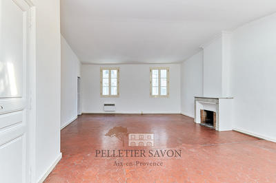 Appartement - 118 m² - 4 pièces