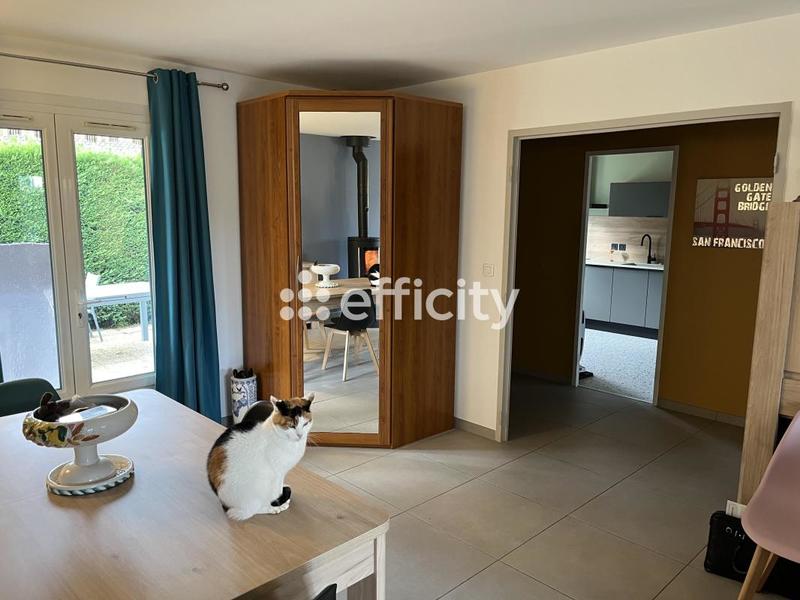 Villa - 100 m² - 5 pièces