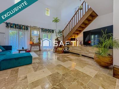 Maison - 158 m² - 6 pièces