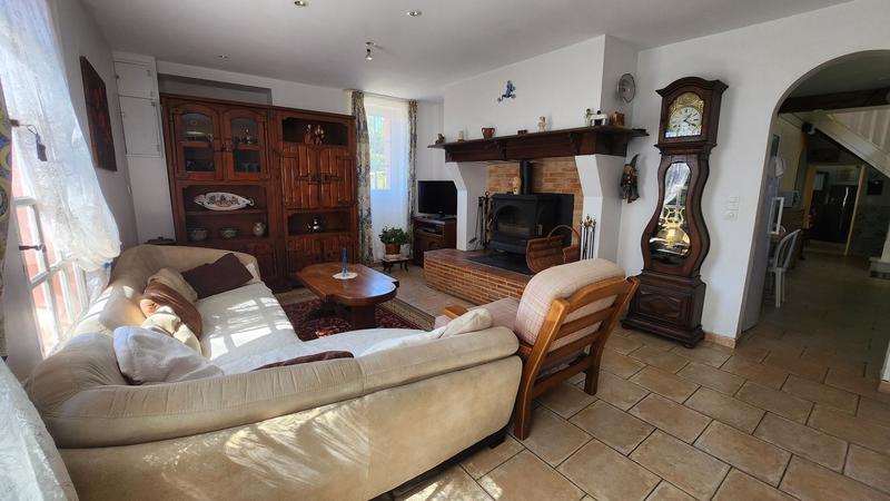 Maison - 270 m² - 16 pièces