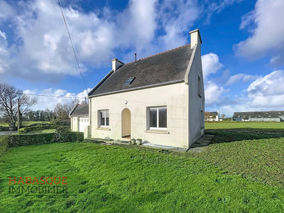 Maison - 98 m² - 4 pièces