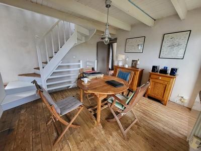 Maison - 65 m² - 5 pièces