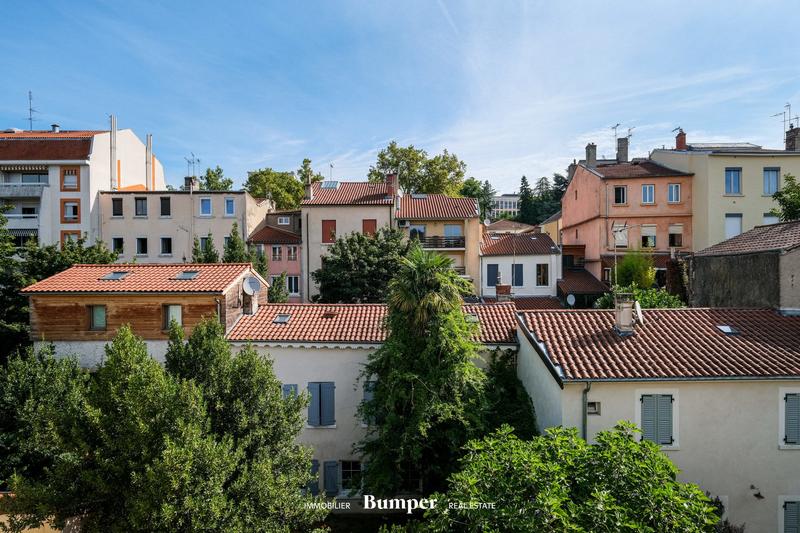 Appartement - 107 m² - 4 pièces