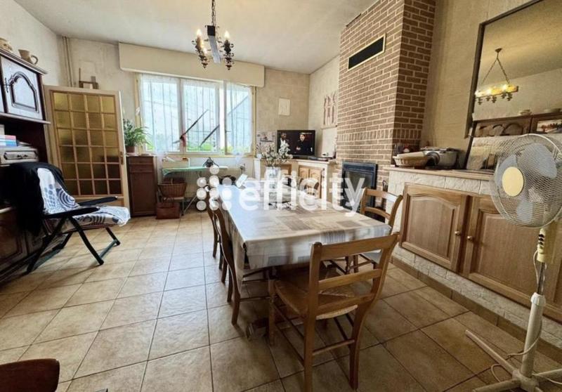 Maison - 138 m² - 4 pièces