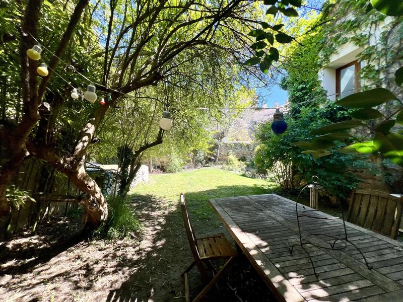 Maison - 200 m² - 7 pièces