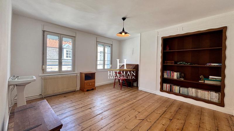 Maison - 296 m² - 8 pièces