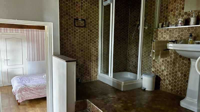 Maison - 211 m² - 7 pièces