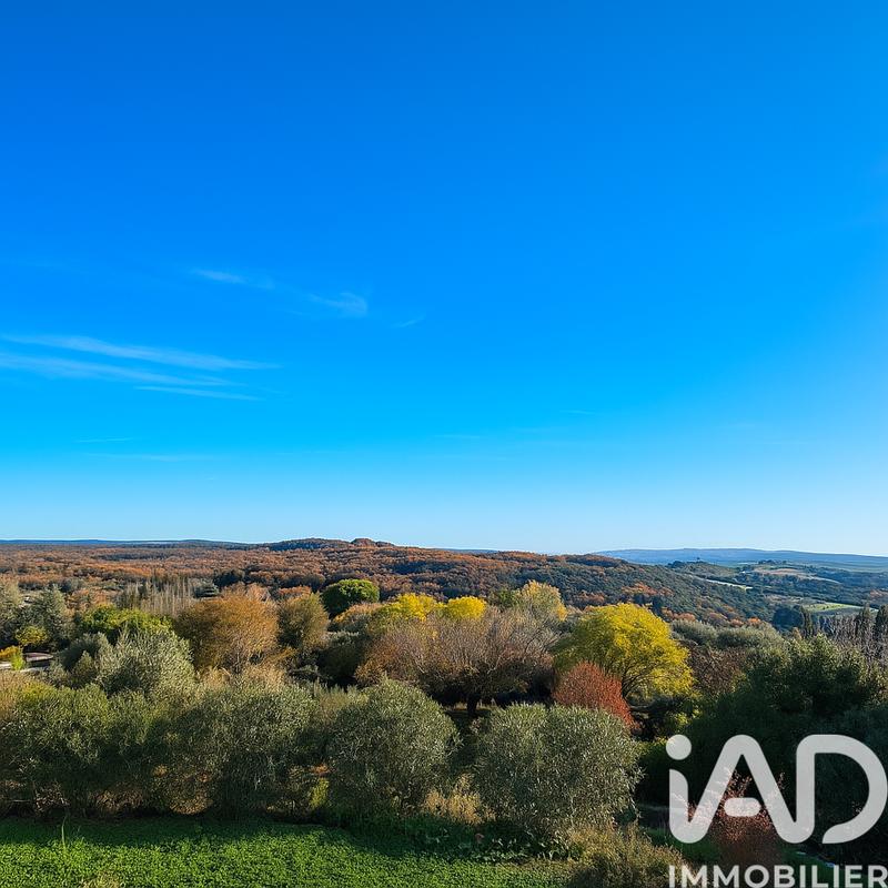 Maison - 240 m² - 10 pièces