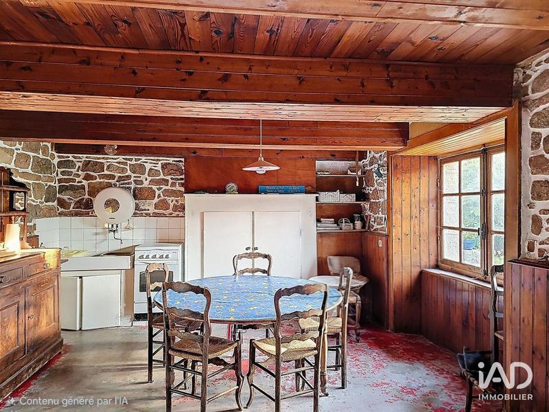 Maison - 208 m² - 9 pièces