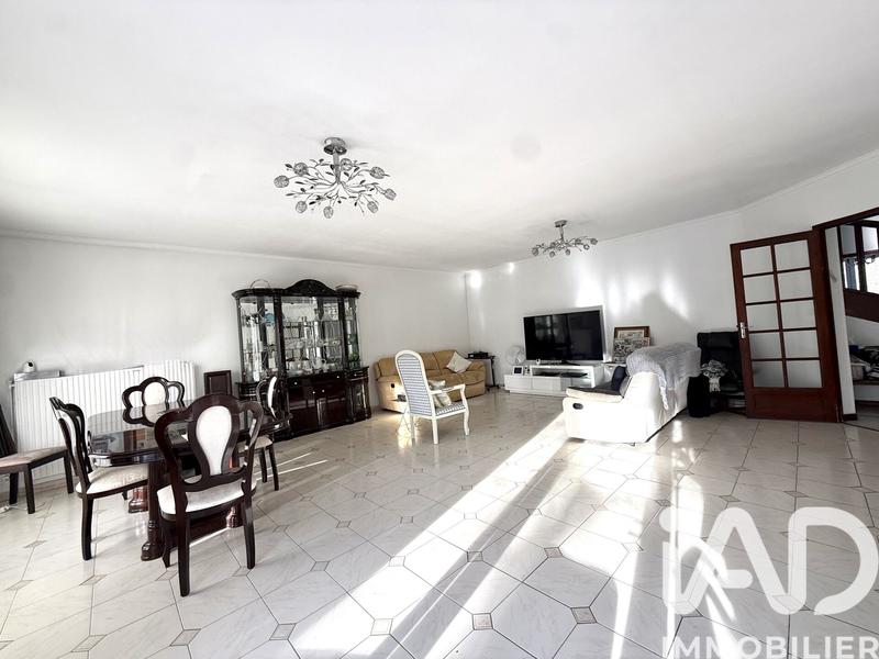 Maison - 163 m² - 6 pièces