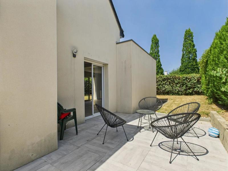 Maison - 103 m² - 6 pièces