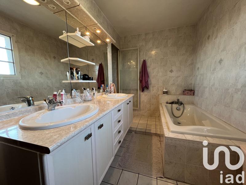 Maison - 161 m² - 6 pièces