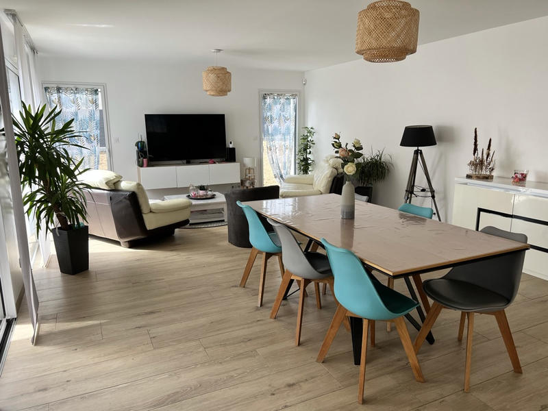 Maison - 175 m² - 6 pièces