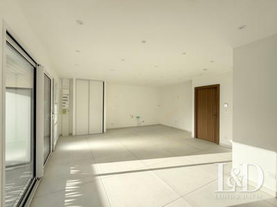 Appartement - 109 m² - 4 pièces