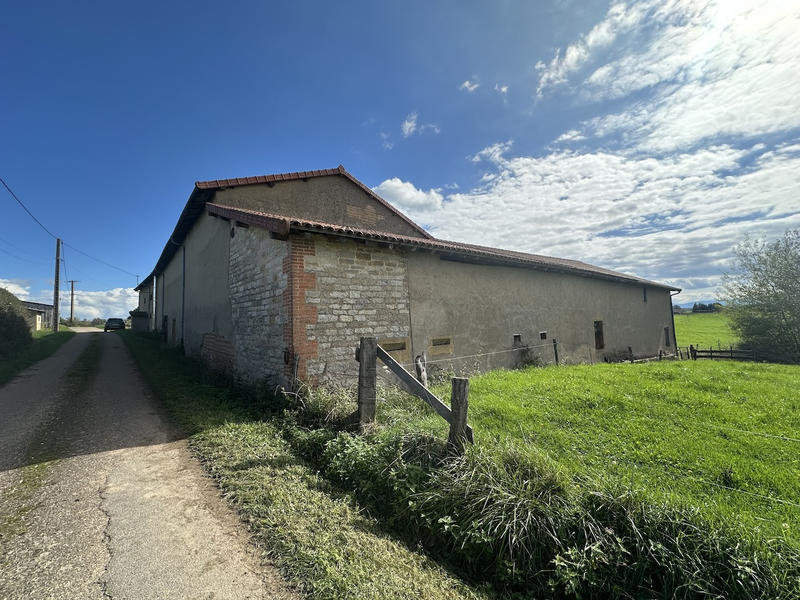 Maison - 220 m² - 7 pièces