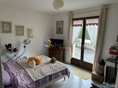 Maison - 152 m² - 6 pièces