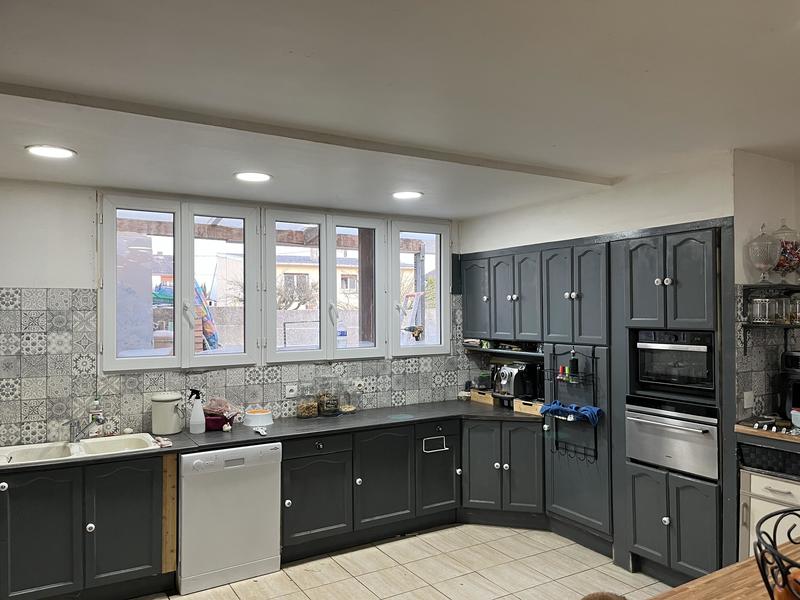 Villa - 223 m² - 8 pièces