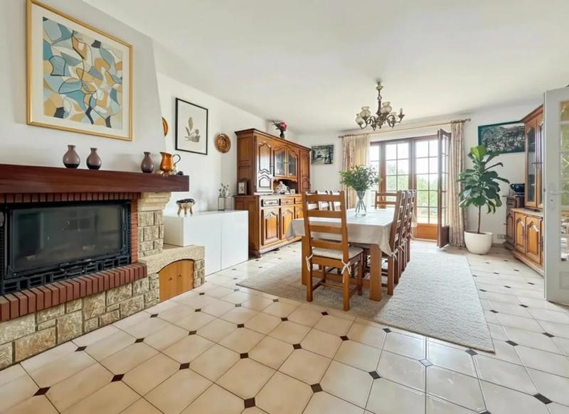 Maison - 157 m² - 7 pièces