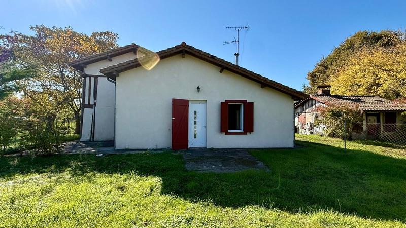 Maison - 64 m² - 4 pièces