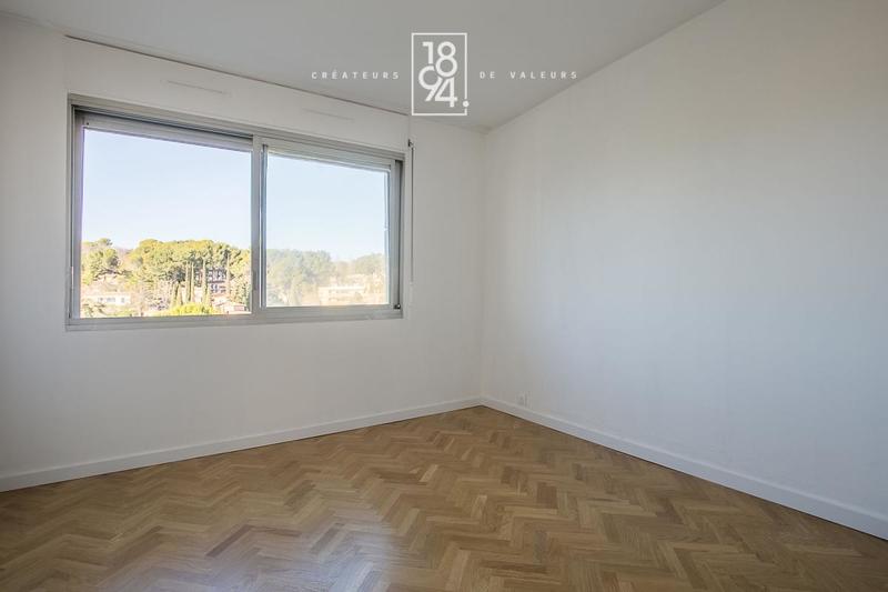 Appartement - 86 m² - 3 pièces