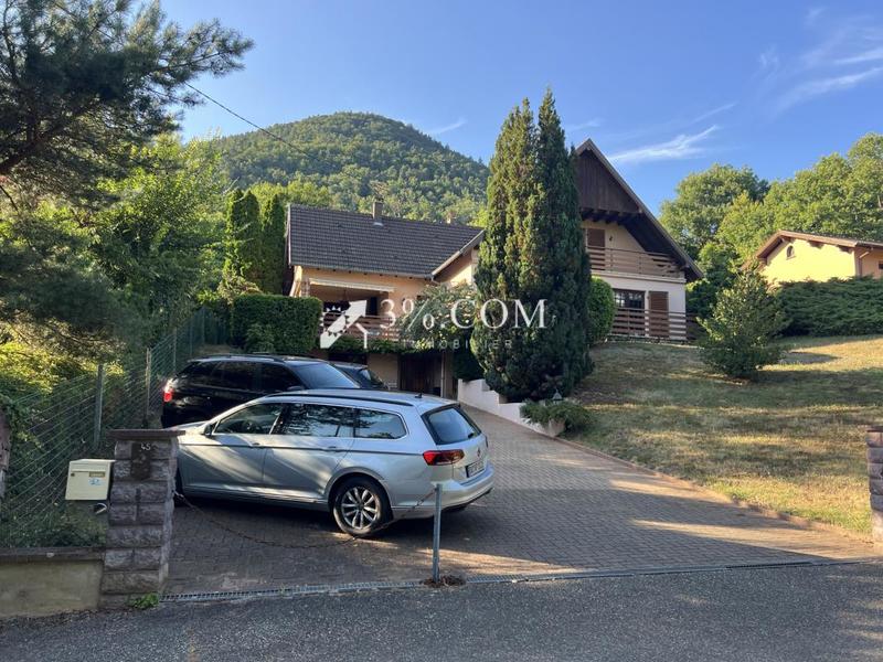 Maison - 200 m² - 7 pièces