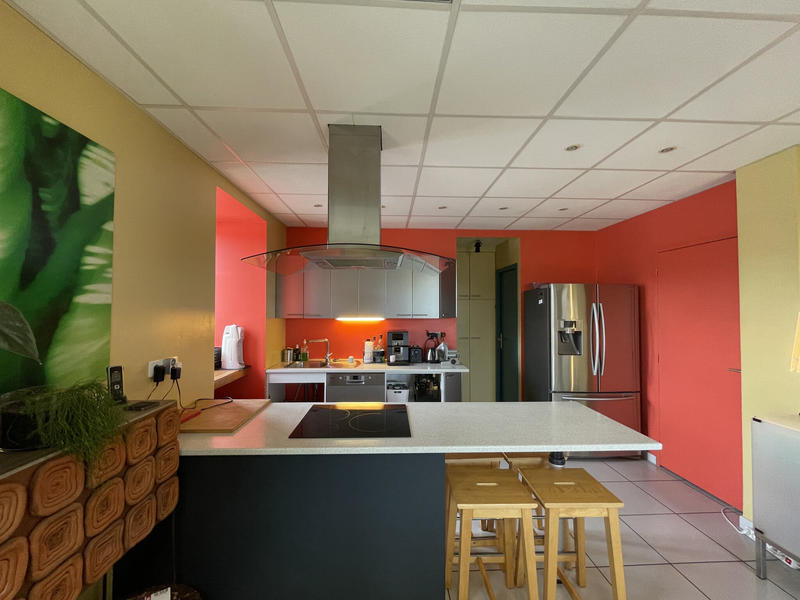 Maison - 192 m² - 5 pièces